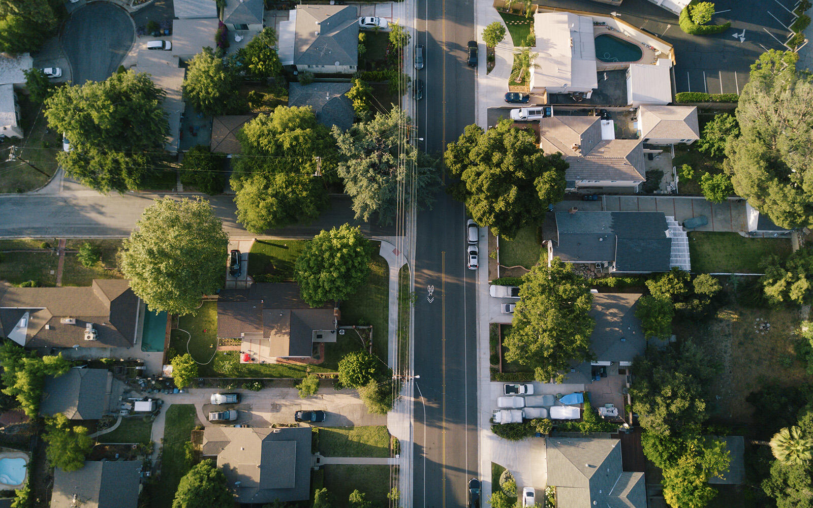 Customer-Neighborhood.jpg HERO